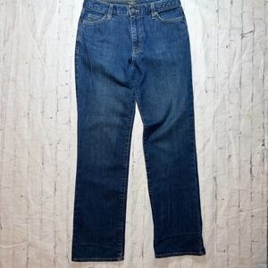 NWOT Women’s Size 8R Eddie Bauer Natural Fit Straight Leg Jeans